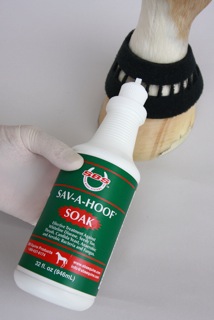 SBS Save-A-Hoof Soak, 32 oz